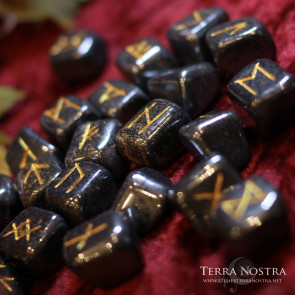 Set de 25 Runes en Hématite